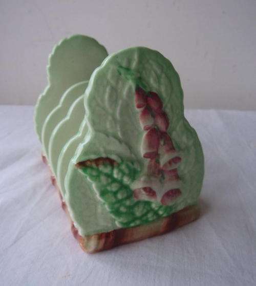 CARLTON WARE FOX GLOVE TOAST RACK