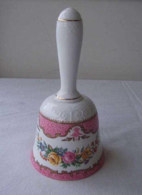 BEAUTIFUL BONE CHINA TEA BELL
