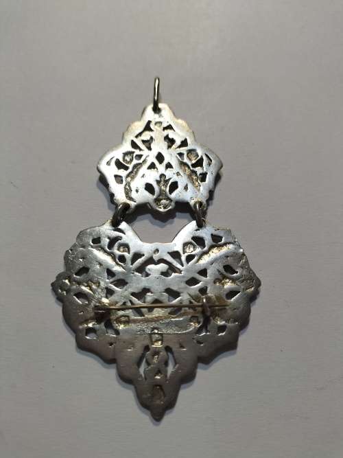 Beautiful ornate Hallmarked Chatelaine clip that can be used as a pendant or brooch