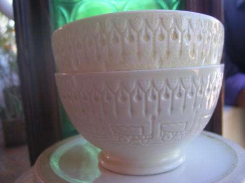 TWEE CROWN DEVON VOORTREKKER BAKKIES - 1949