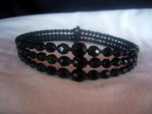 STUNNING BLACK GLASS BEAD CHOKER / IT WAS WORN TO GO DANCING IN THE FORTIES!!