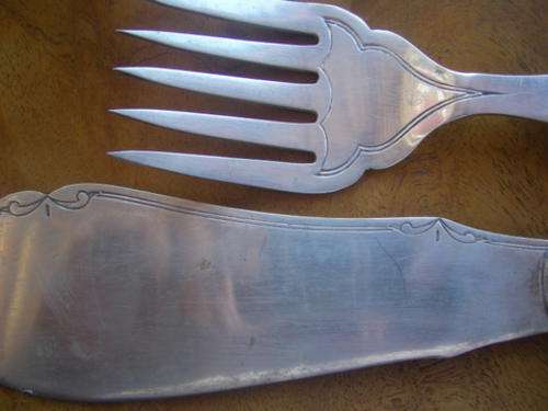 LATE ENTRY**BONEHANDLE FISH SET - WITH SERVERS ** 14 PIECE SET ** SEE THE PIC'S