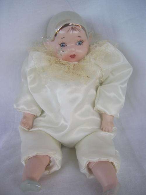 SWEET LITTLE PIXIE BABE IN SATIN AND LACE