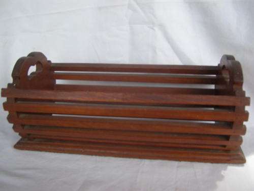 GORGEOUS OLDE WOODEN CONDIMENT TRAY / OR BRAAI CADDY