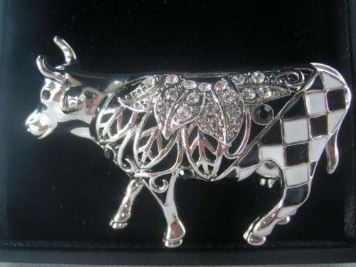FUNKY COW BROOCH