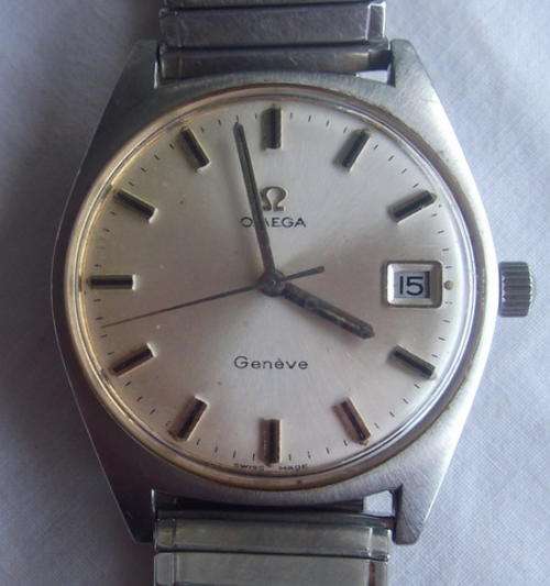 OLD VINTAGE OMEGA STAINLESS STEEL SILVERED DIAL WRIST WATCH CIRCA 1970
