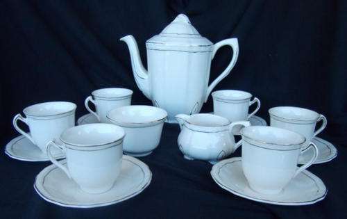 ALFRED MEAKIN COFFEE SET - IVORY WITH GOLD EDGING - CLASSIC BEAUTY