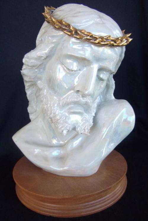 STUNNING CERAMIC JESUS BUST - MOTHER OF PEARL AND GOLD