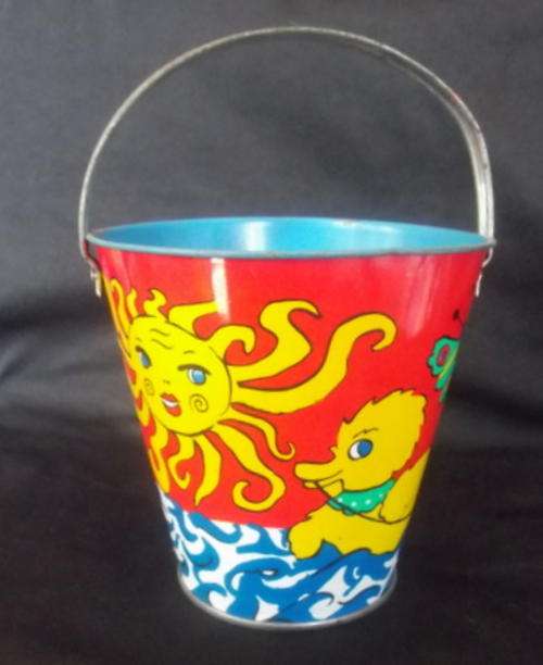 VINTAGE BEACH BUCKET - PAINTED TIN
