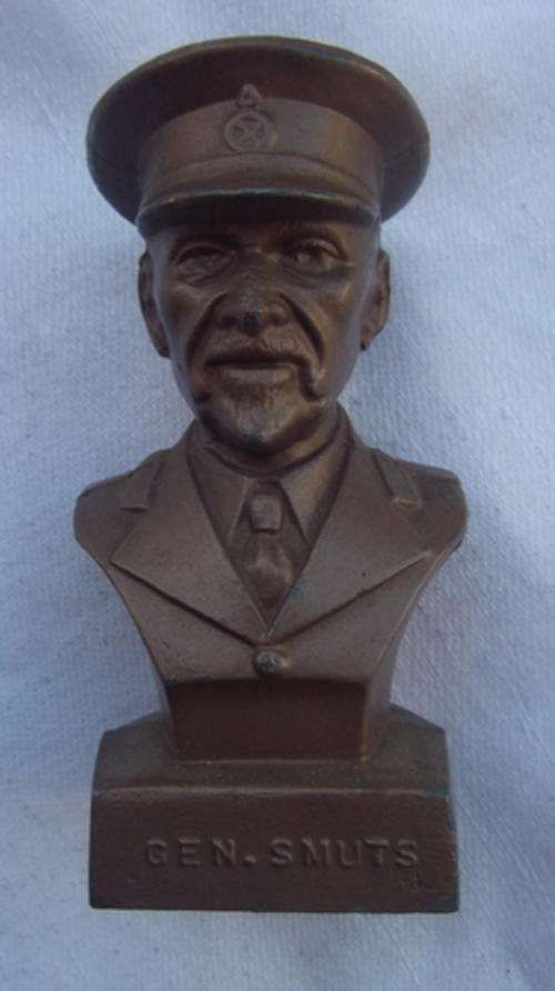 SMALL METAL BUST OF GEN JANNIE SMUTS