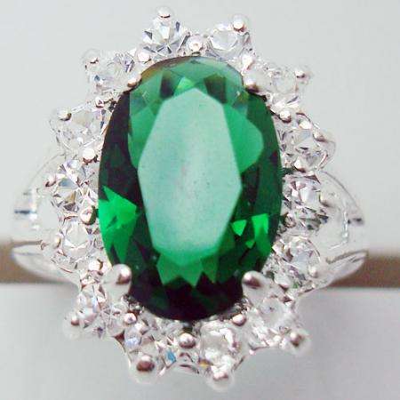 Stunning Emarald Quartz 925 Sterling Silver Ring #7.5