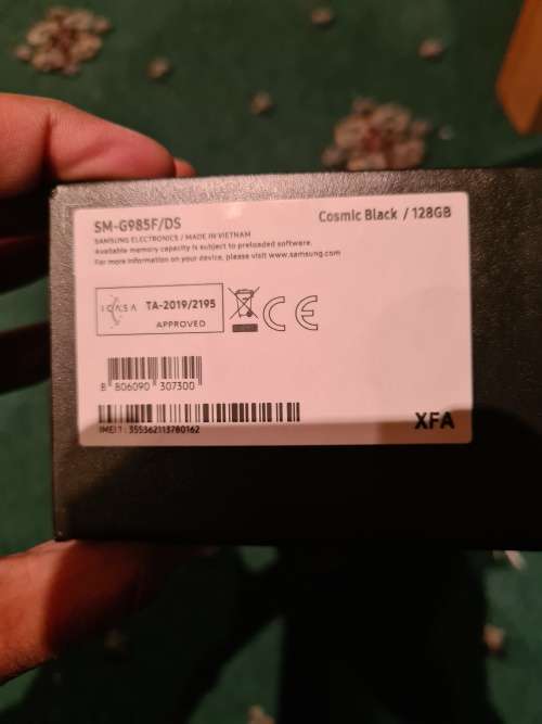 ***Almost like new S20+(BLACK)***