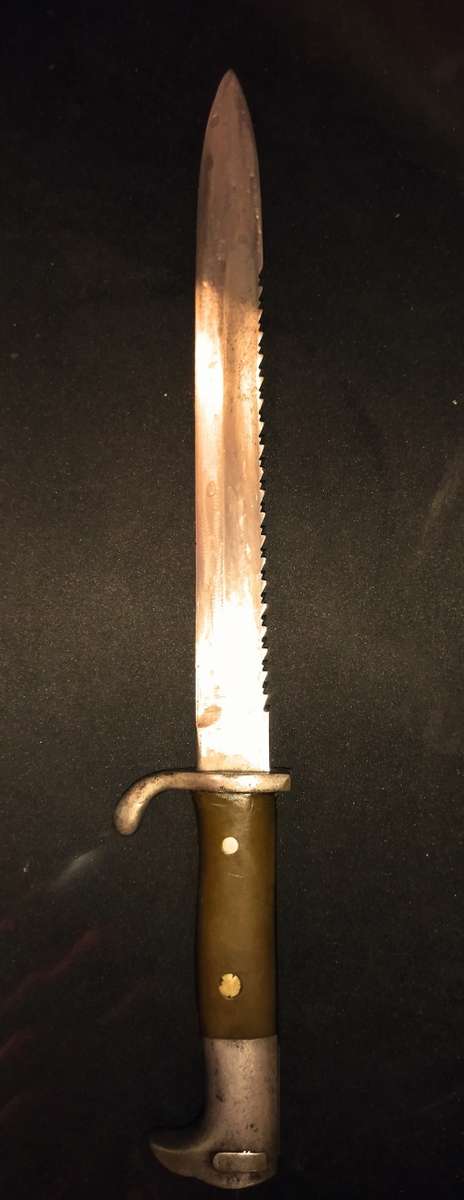 Rare German Sawback Bayonet  -  E and F Horster Solingen