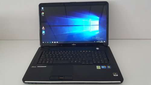 Fujitsu Lifebook N Series i3 18.4" Notebook