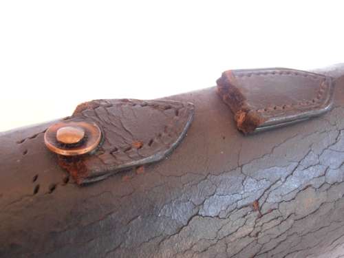 Vintage leather leg of mutton gun case