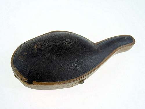 Vintage small Meerschaum pipe with original case