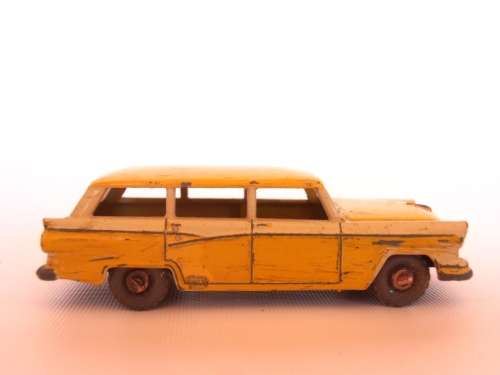 Vintage Lesney American Ford Station Wagon