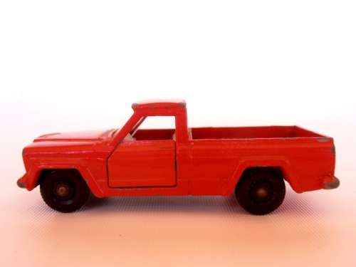 Vintage Lesney Jeep Gladiator