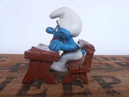 40220 School Desk Smurf, Vintage Smurfs figure, Shipping will only be charged once!