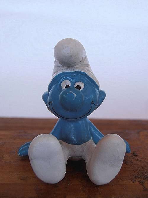 20026 Sitting Smurf, Vintage Smurfs figure, Shipping will only be charged once!