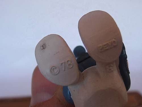 20027 Thinker Smurf, Vintage Smurfs figure, Shipping will only be charged once!