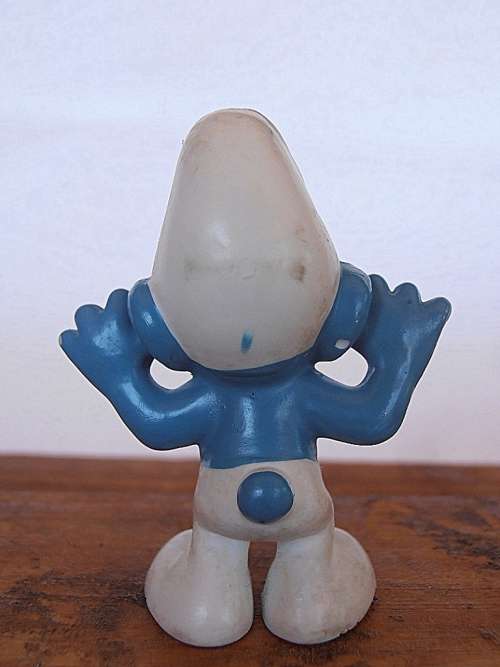 20077 Naughty Smurf, Vintage Smurfs figure, Shipping will only be charged once!