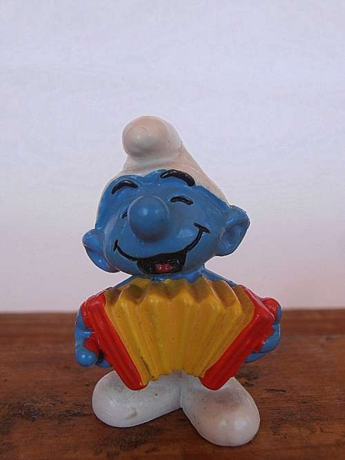 20225 Accordeon Smurf, Vintage Smurfs figure, Shipping will only be charged once!