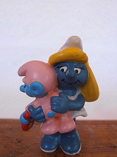 20421 Smurfette with Baby Smurf, Vintage Smurfs figure, Shipping will only be charged once!