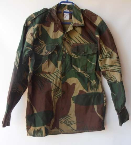 Rhodesia Statesman camo shirt, excellent conditon, strong colours, size 38