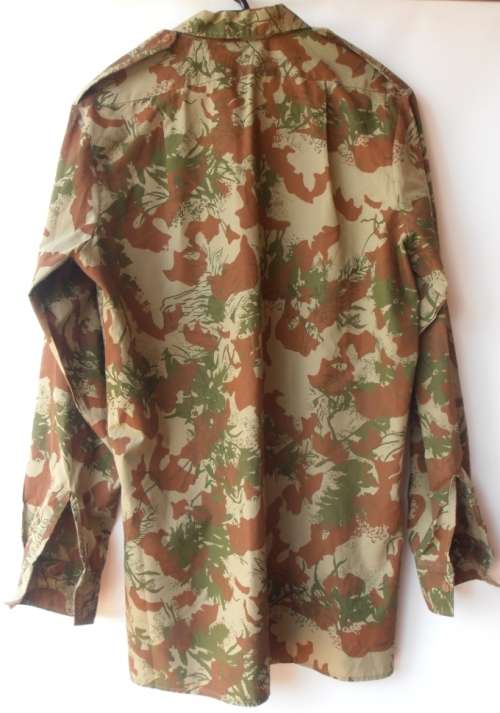 Vintage camo army shirt, excellent condition, bright colours, XL