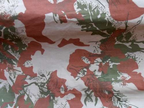 Vintage camo army shirt, excellent condition, bright colours, XL