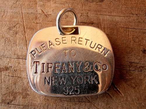 Tiffany & Co New York 925 Sterling Silver pendant