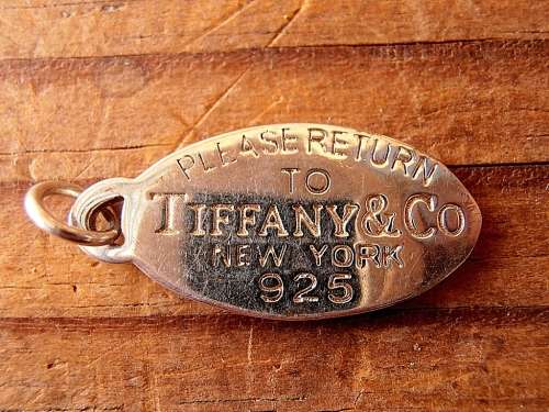 Tiffany & Co New York 925 Sterling Silver pendant
