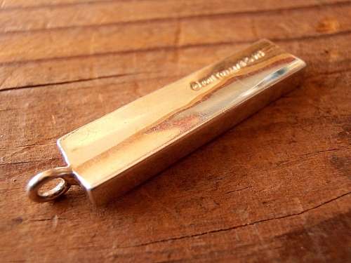 Tiffany & Co New York 925 Sterling Silver pendant