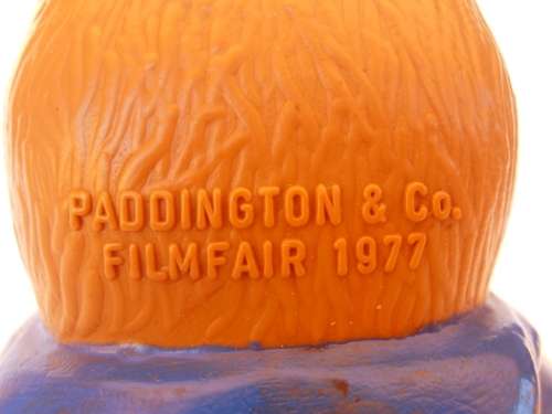 Vintage 1977 Paddington Bear money box figurine, Shipping will only be charged once!