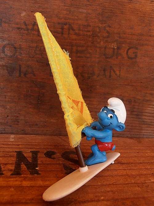40215 Windsurfer Smurf, Vintage Smurfs figure, Shipping will only be charged once!