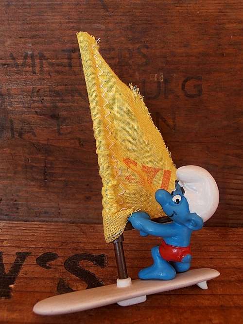 40215 Windsurfer Smurf, Vintage Smurfs figure, Shipping will only be charged once!