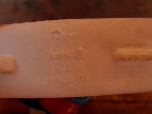 40215 Windsurfer Smurf, Vintage Smurfs figure, Shipping will only be charged once!