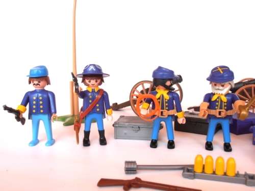 Vintage lot 1970's Playmobil US Army figures, soldiers and canons, Geobra