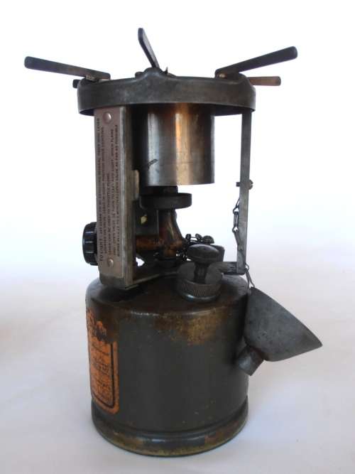 Coleman US 1945 military gasoline field stove, World War II