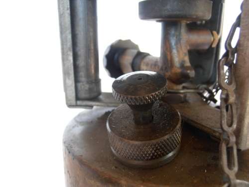 Coleman US 1945 military gasoline field stove, World War II