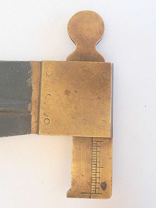 Vintage military gauge slide with beautiful wooden box, marked 1943, military marks