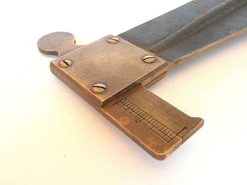 Vintage military gauge slide with beautiful wooden box, marked 1943, military marks