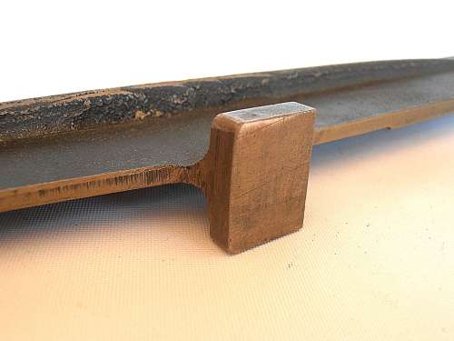 Vintage military gauge slide with beautiful wooden box, marked 1943, military marks