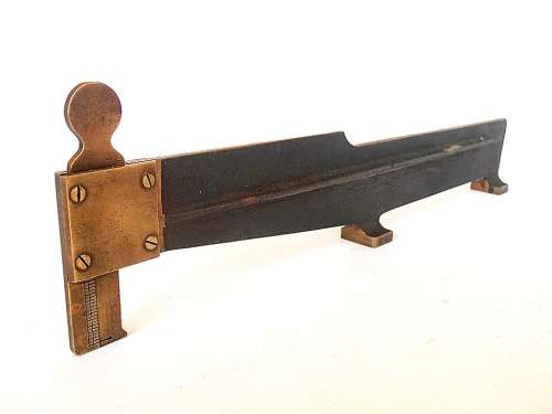 Vintage military gauge slide with beautiful wooden box, marked 1943, military marks