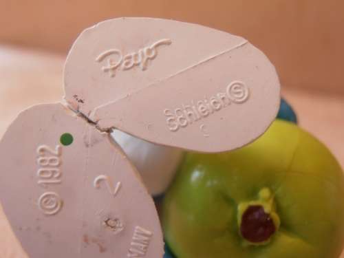 20160 Apple Smurf, vintage Smurfs figure. Shipping will only be charged once!