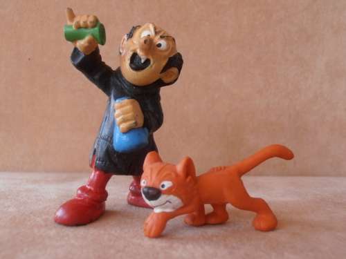 40211 Gargamel & Azrael **SUPER SMURF**, vintage Smurfs figure. Shipping will only be charged once!