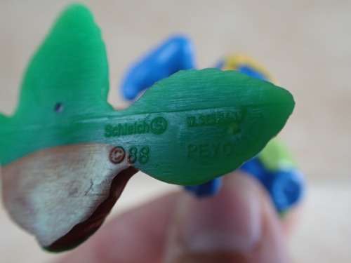 20230 Wild Smurf, vintage Smurfs figure. Shipping will only be charged once!