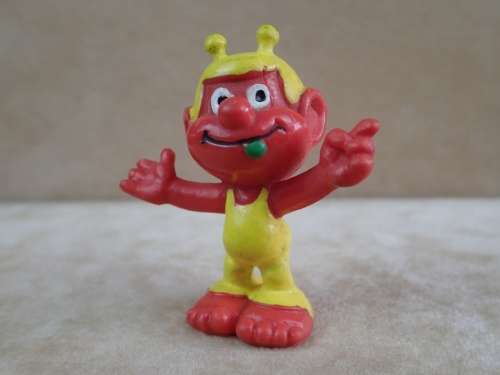 Vintage Bully Astrosniks figure 8. Shipping will only be charged once!