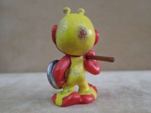 Vintage Bully Astrosniks figure 9. Shipping will only be charged once!